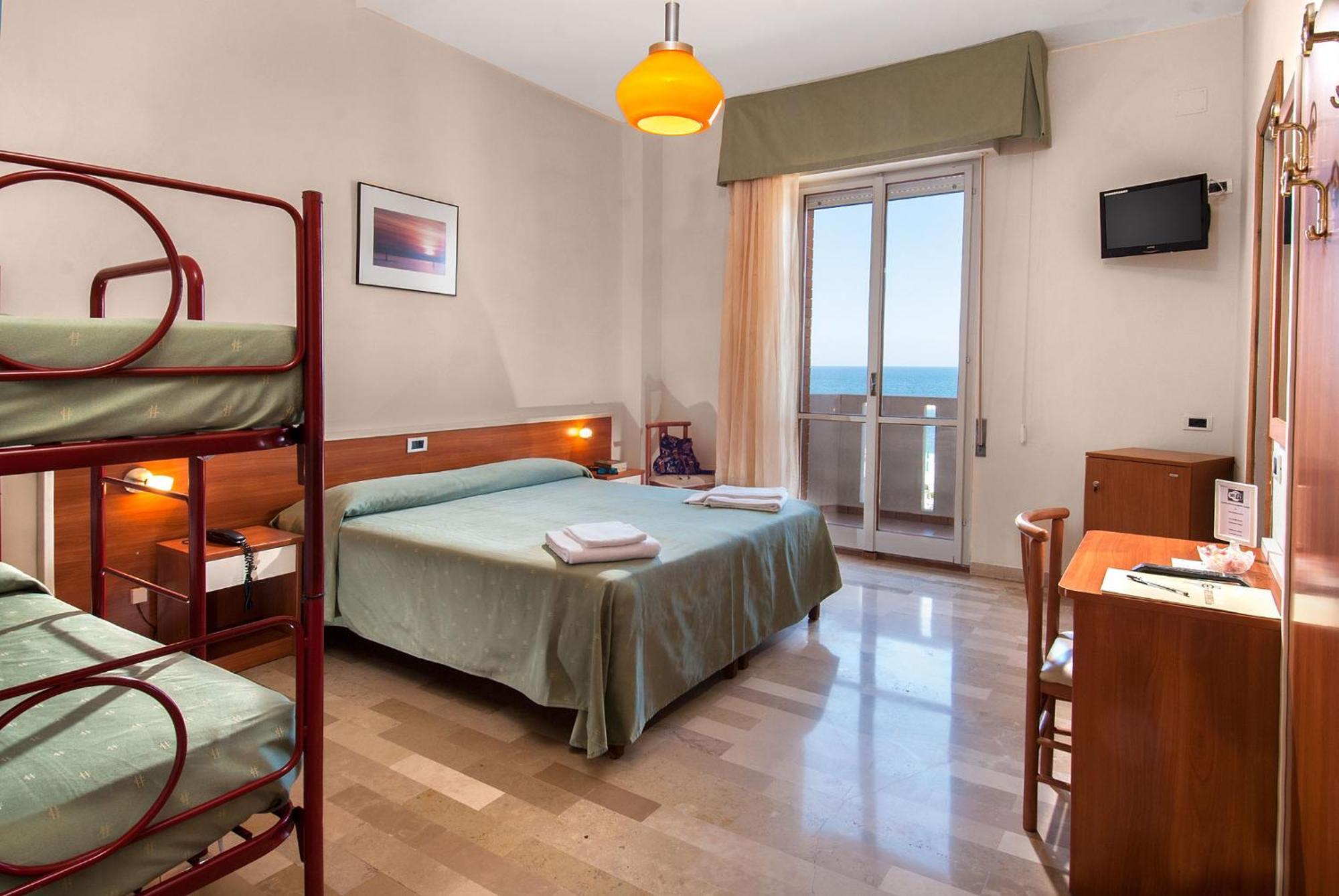 Hotel Continental Фано Стая снимка